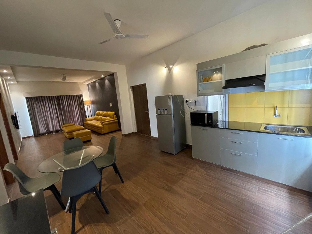 Бангалор: Eiffel Suites
