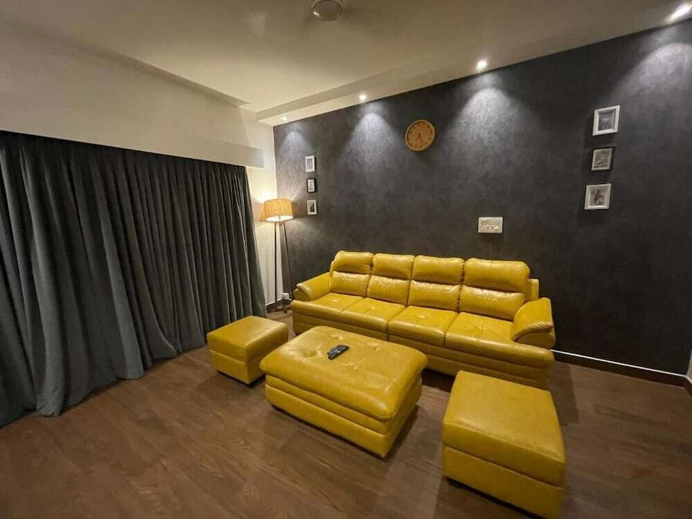 Бангалор: Eiffel Suites