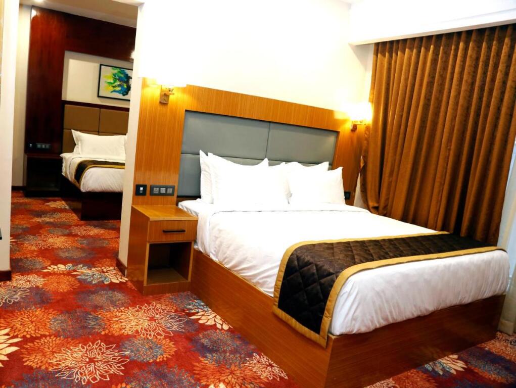 Бангалор: Hotel Leroy Grand