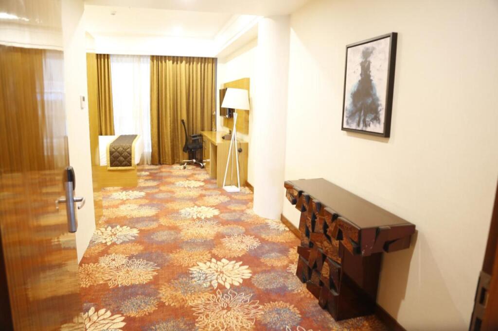 Бангалор: Hotel Leroy Grand