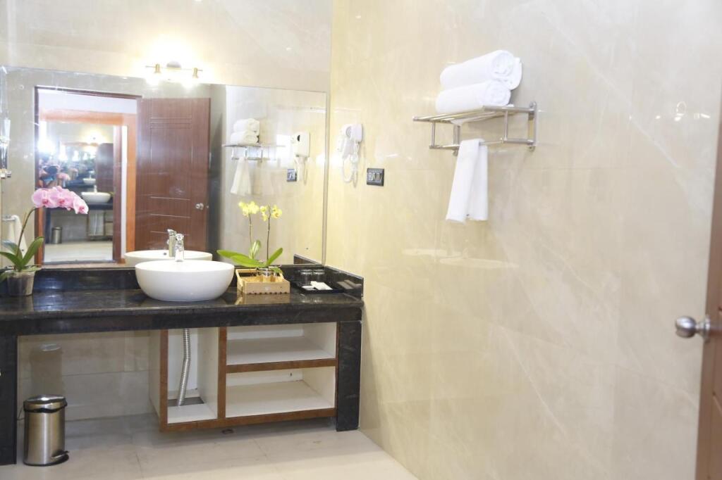 Бангалор: Hotel Leroy Grand