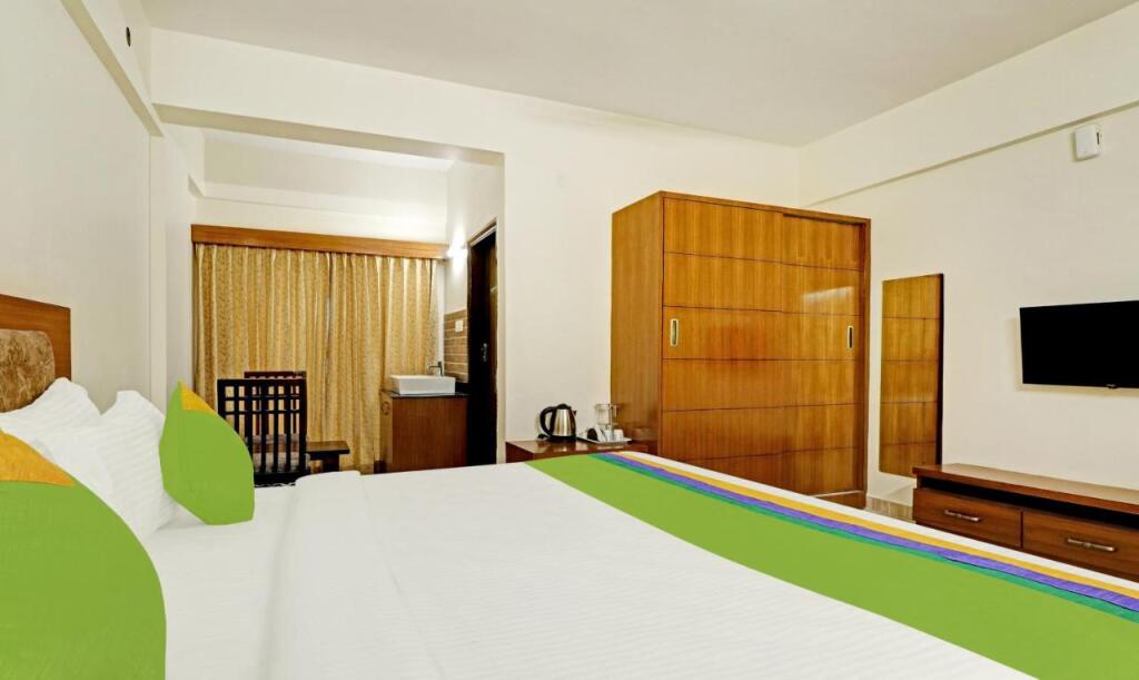 Treebo Celebrity Hotels And Suites — фото 4