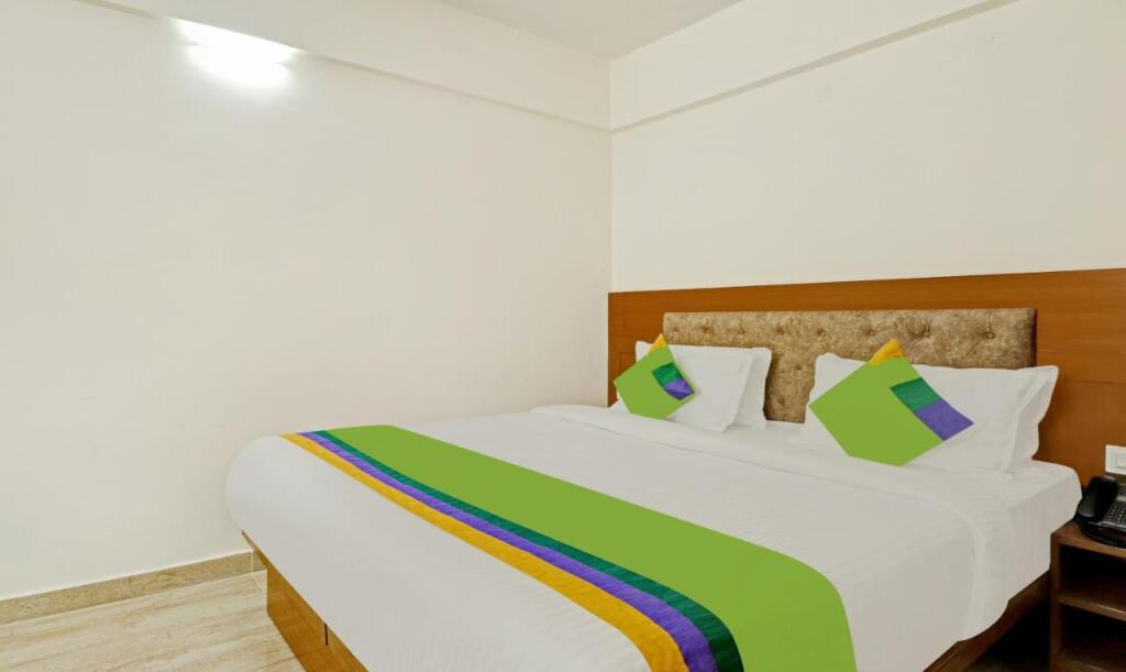 Бангалор: Treebo Celebrity Hotels And Suites