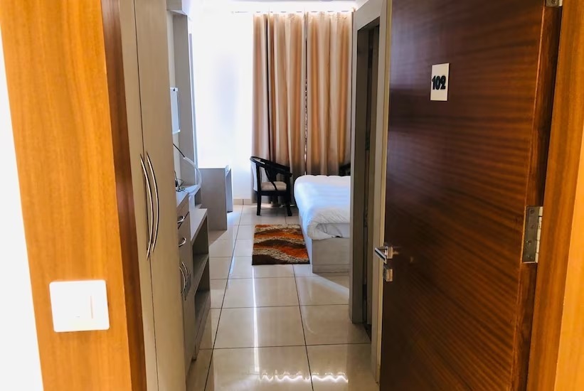 Барейлли: Hotel Millennium