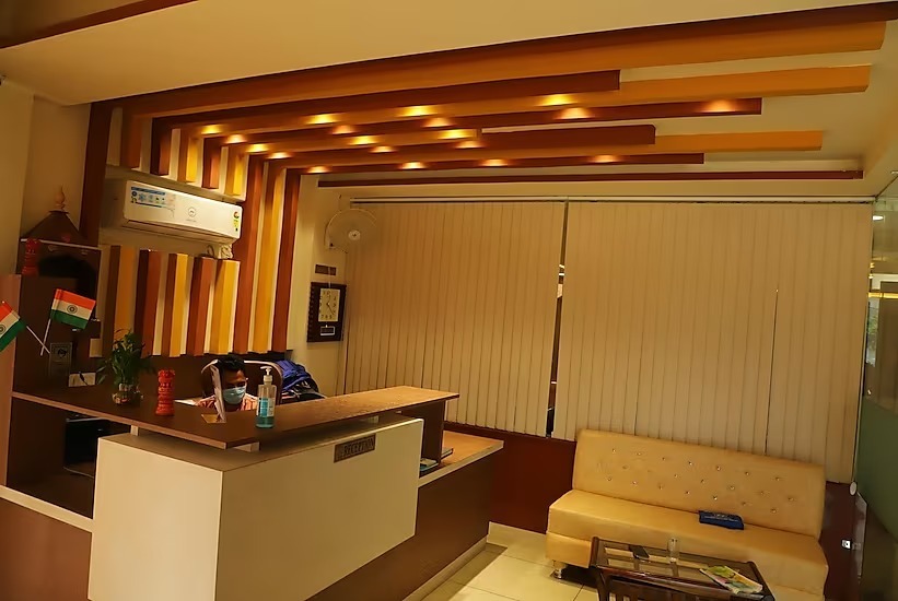 Барейлли: Hotel Kristal Inn