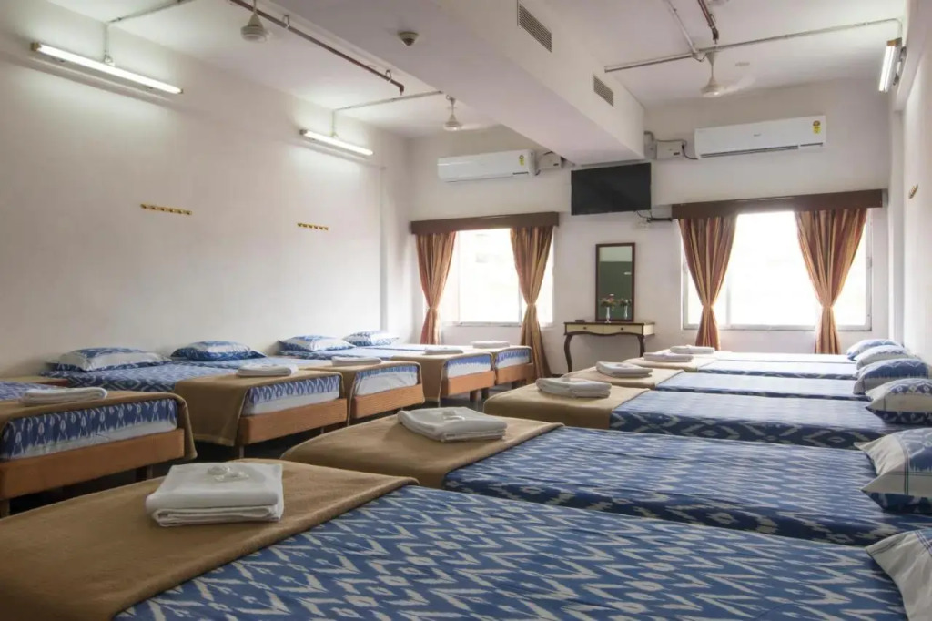 Батасингарам: Ramoji Sahara Shared Accommodation