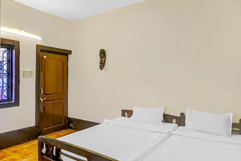 Анджуна: OYO 86419 Guru Guest House