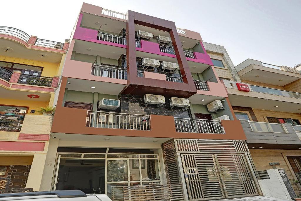 carousel image 0