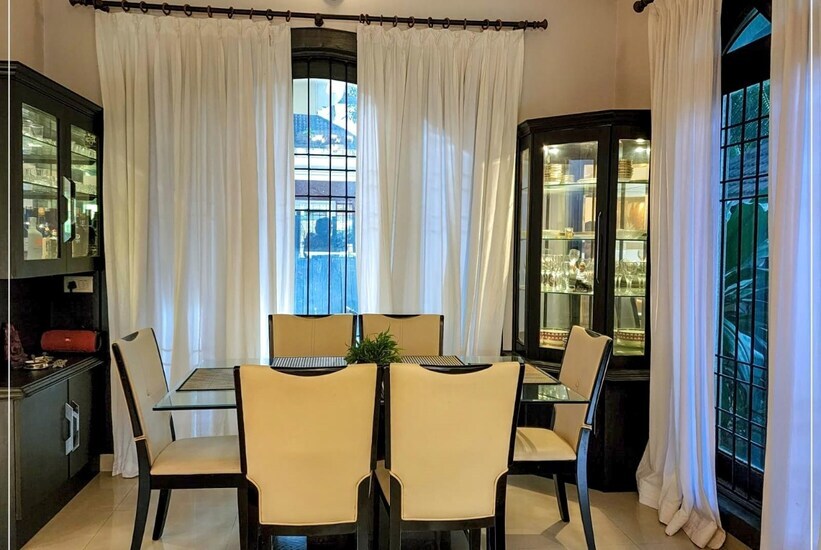 Бхандардара: Sonar Villa