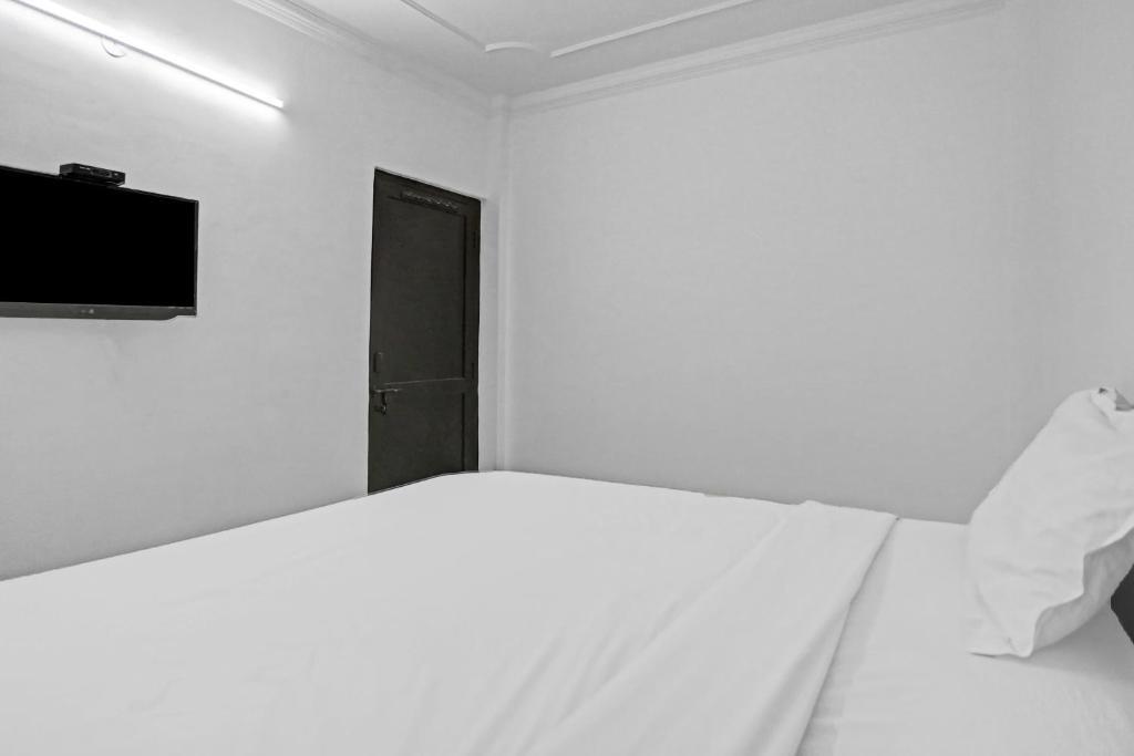 Нью-Дели: OYO 86940 Sunrise Villa