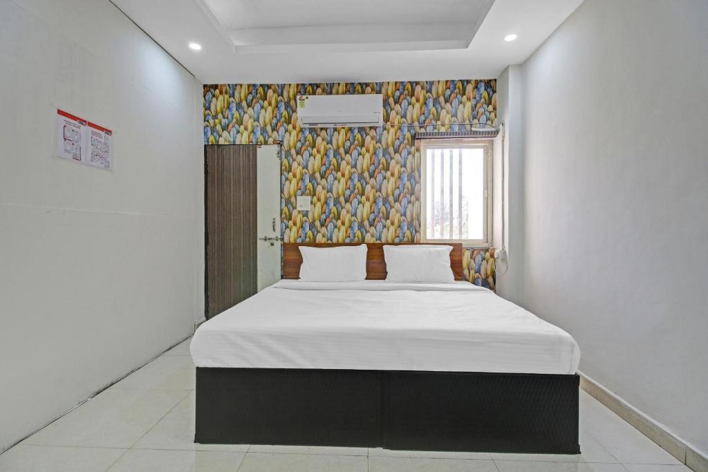 Бхопал: OYO 87057 Hotel Ashiyana Inn