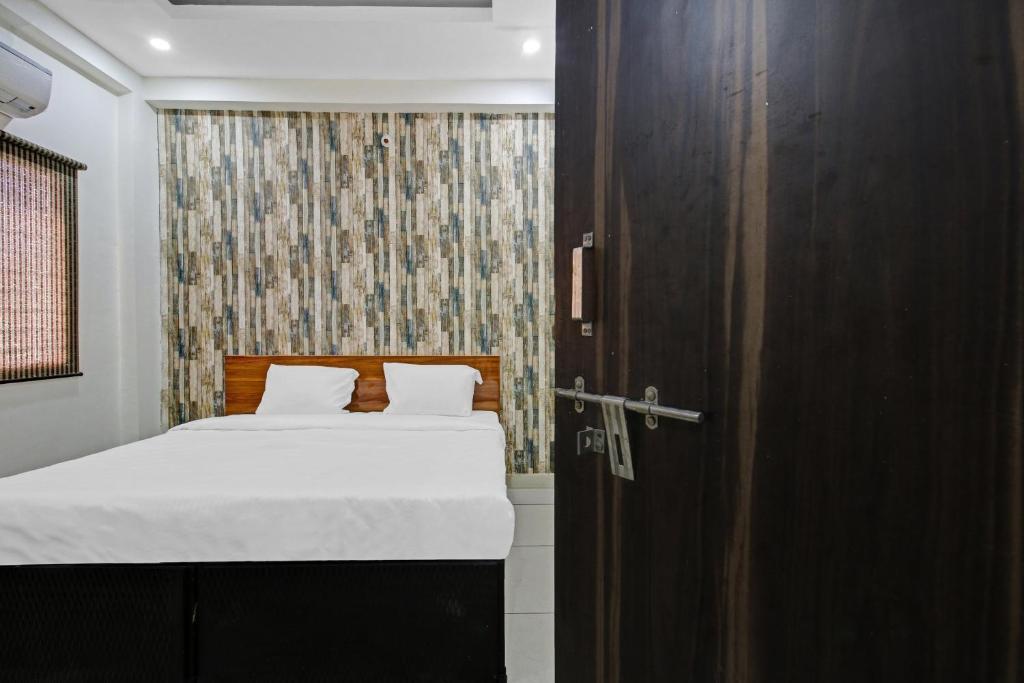 Бхопал: OYO 87057 Hotel Ashiyana Inn