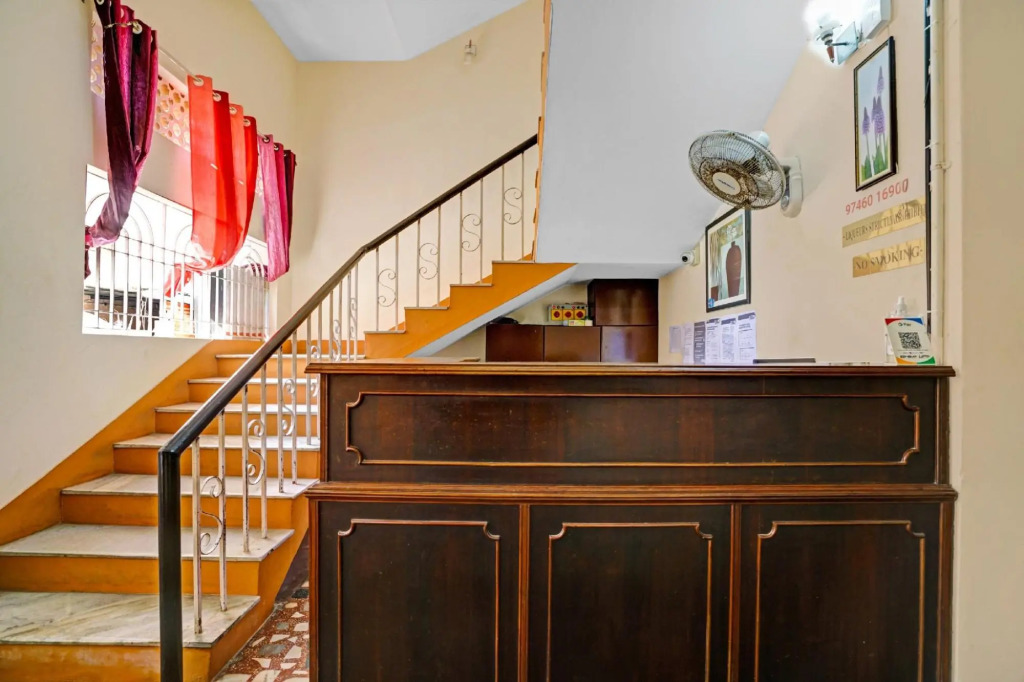 Коччи: OYO Nas Tourist Home