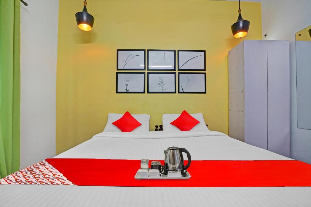 Эрамаллур: Oyo 89145 Royal Shalom Apartments