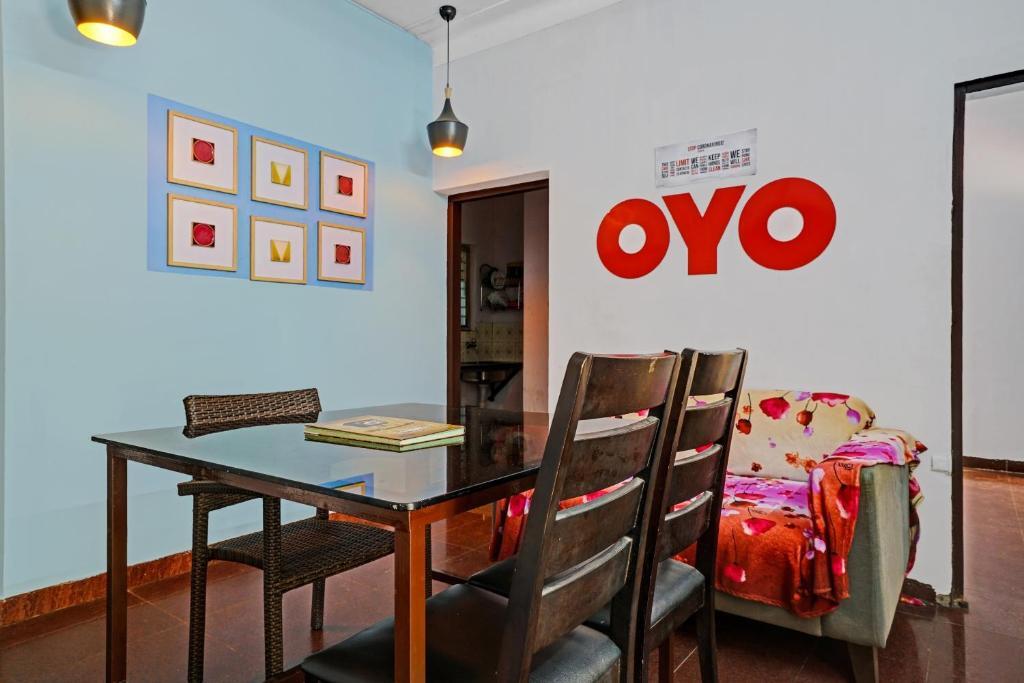 Эрамаллур: Oyo 89145 Royal Shalom Apartments