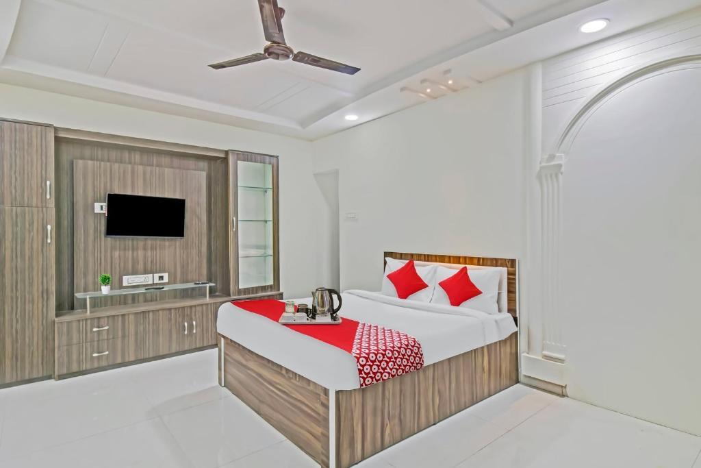 Нагпур: OYO Hotel Pritesh Grand