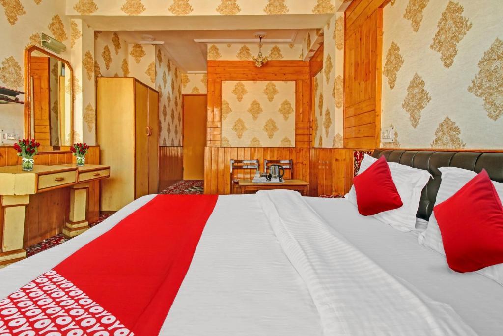 Шринагар: OYO 89626 Hotel Khana Khazana
