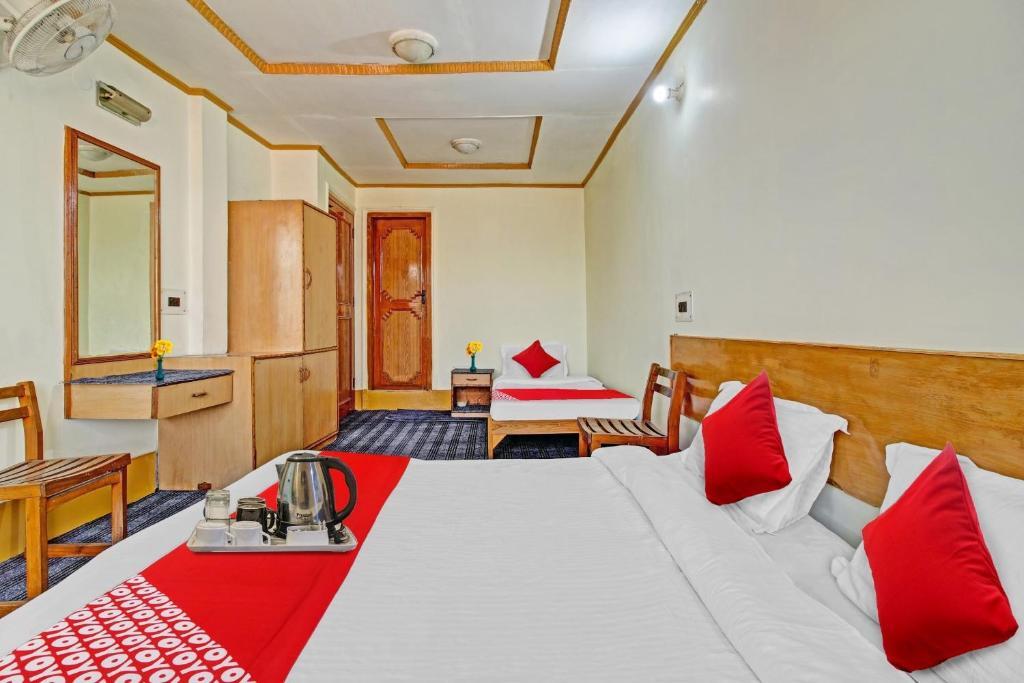 Шринагар: OYO 89626 Hotel Khana Khazana