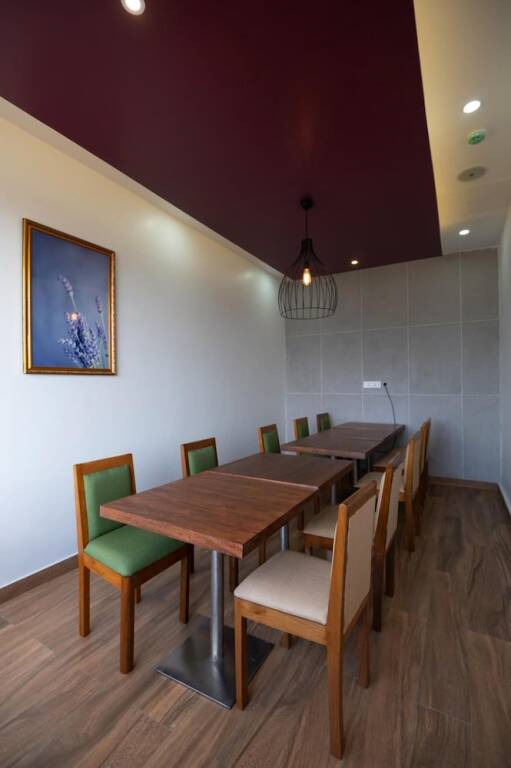 Дибругарх: Pushkara Sarovar Portico Dibrugarh