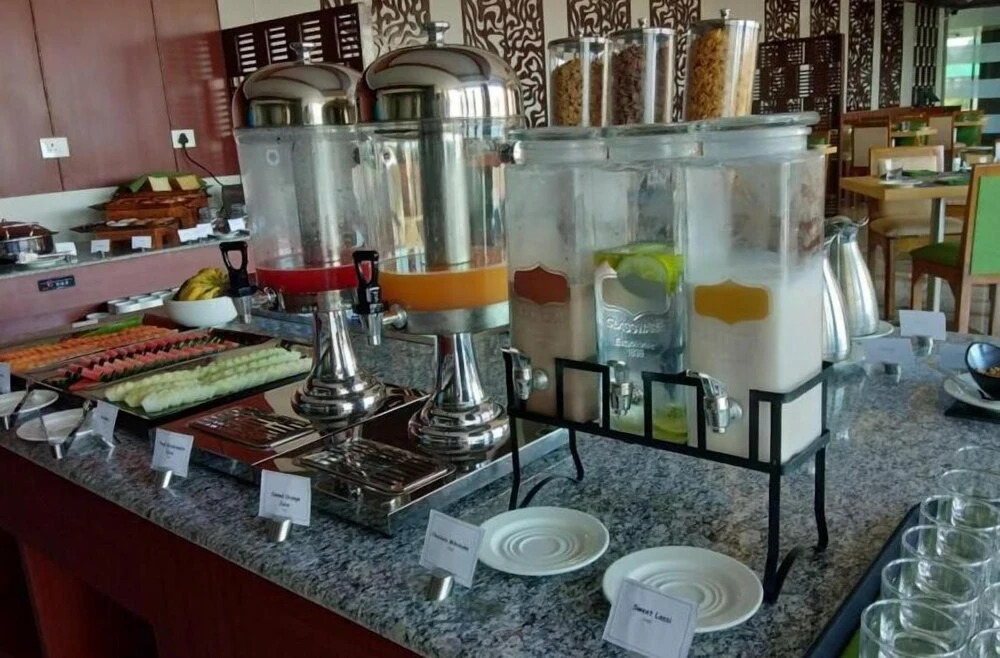 Дибругарх: Pushkara Sarovar Portico Dibrugarh