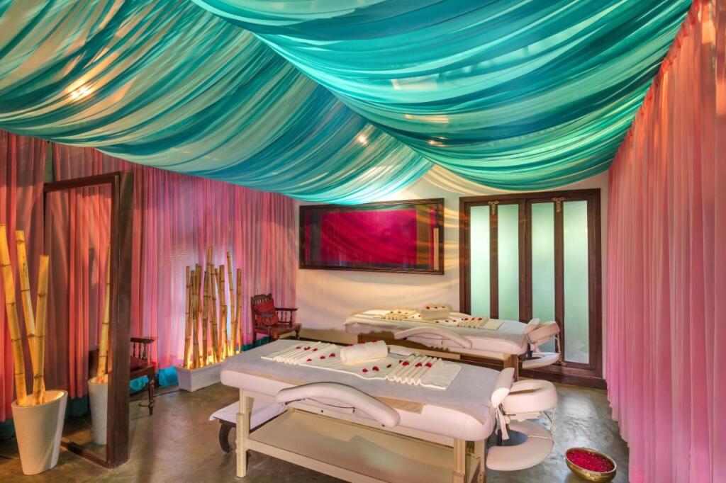 Мумбаи: Club Mahindra Madikeri