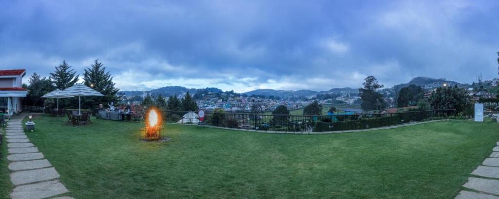 Мумбаи: Club Mahindra Derby Green, Ooty