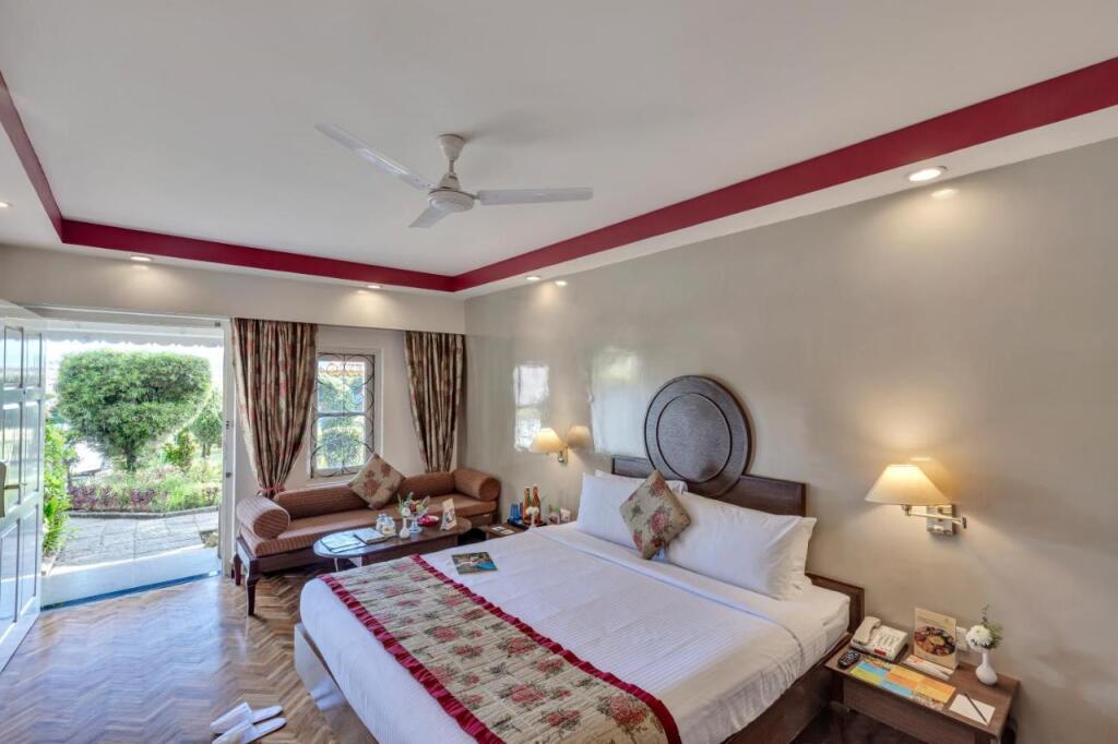 Мумбаи: Club Mahindra Derby Green, Ooty