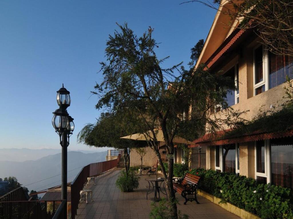 Мумбаи: Club Mahindra Mussoorie