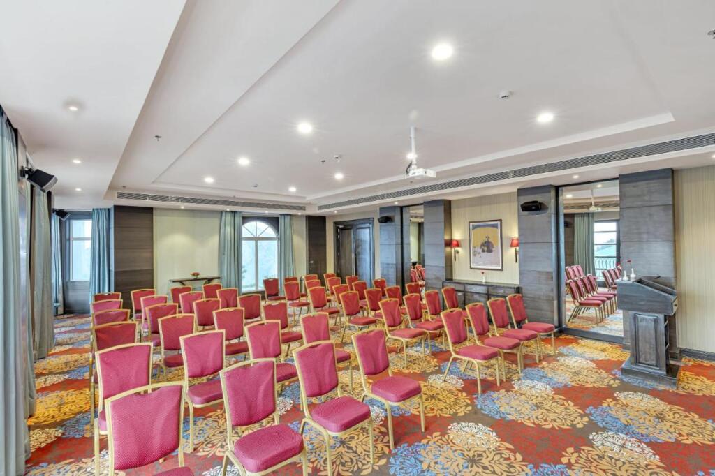 Мумбаи: Club Mahindra Resort - Pristine Peaks Naldehra