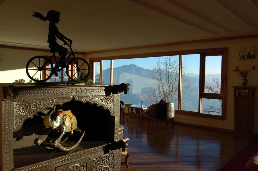 Мумбаи: Club Mahindra Resort - Mashobra, Shimla