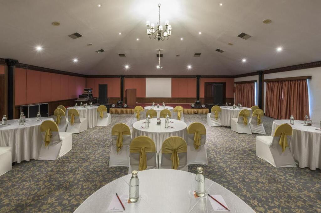 Мумбаи: Club Mahindra Munnar