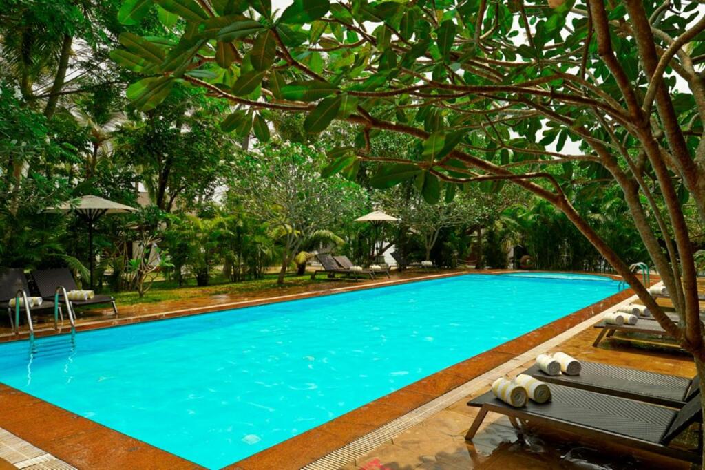Мумбаи: Club Mahindra Ashtamudi