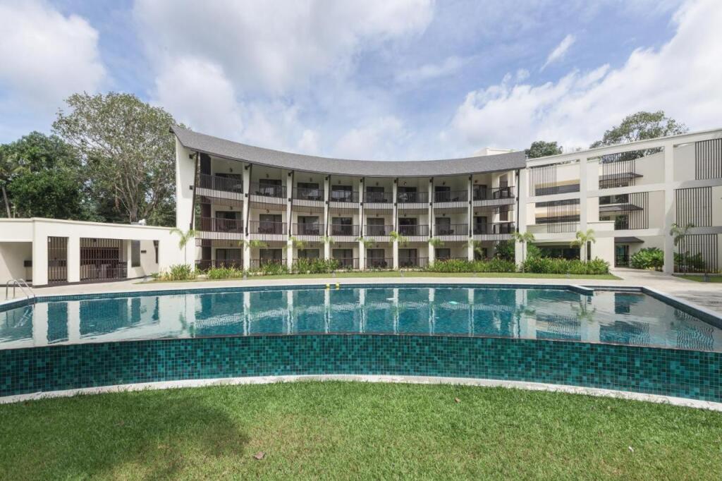 Мумбаи: Club Mahindra Ashtamudi