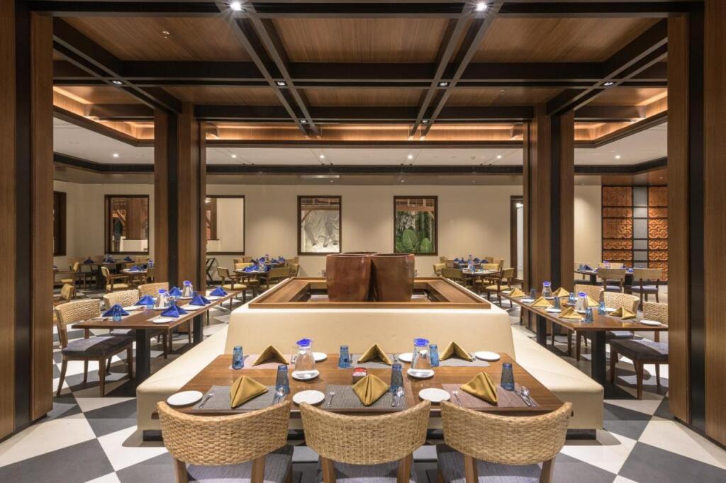 Мумбаи: Club Mahindra Ashtamudi