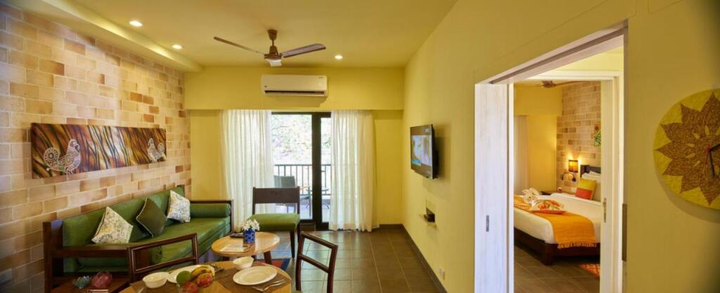 Мумбаи: Club Mahindra Kanha