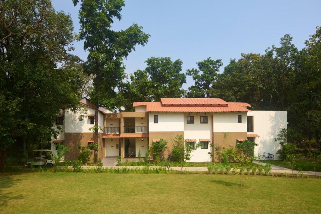 Мумбаи: Club Mahindra Kanha