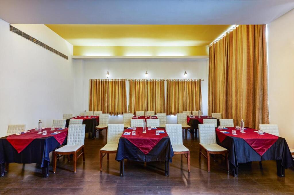 Мумбаи: Club Mahindra Udaipur