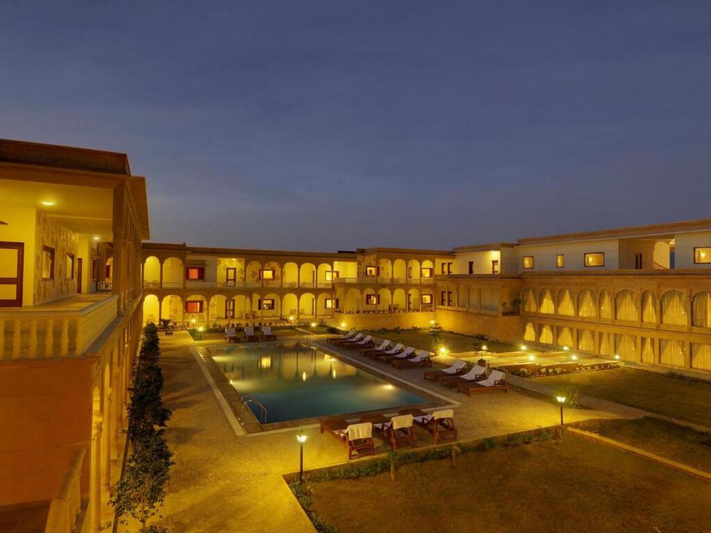 Мумбаи: Club Mahindra Jaisalmer