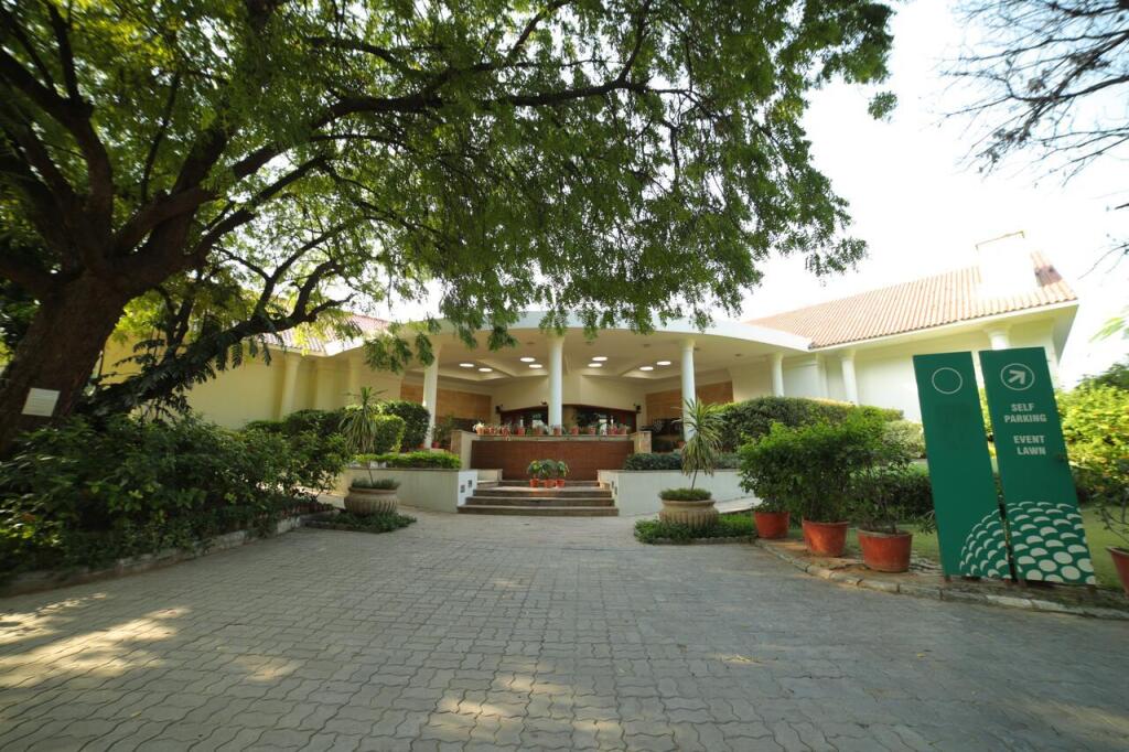 Мумбаи: Club Mahindra Kensville