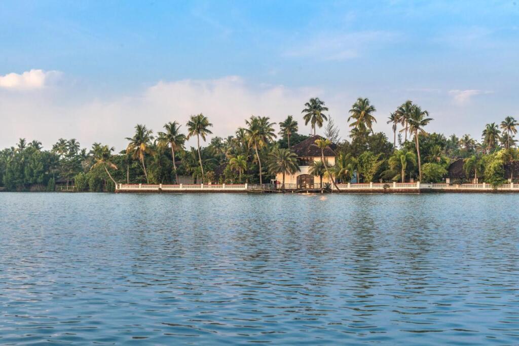 Мумбаи: Club Mahindra Cherai Beach
