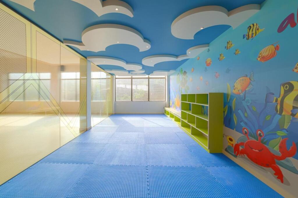 Мумбаи: Club Mahindra Assonora
