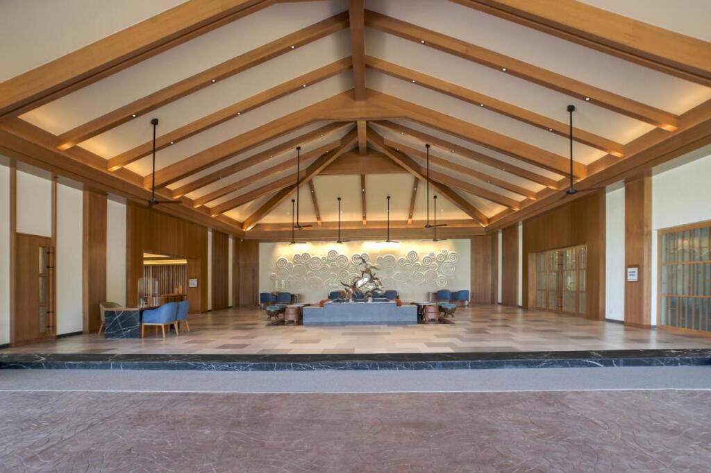 Мумбаи: Club Mahindra Assonora