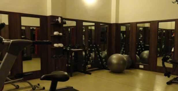 Мумбаи: Club Mahindra Baiguney