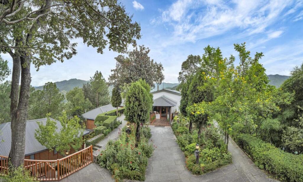 Мумбаи: Club Mahindra Binsar Villa