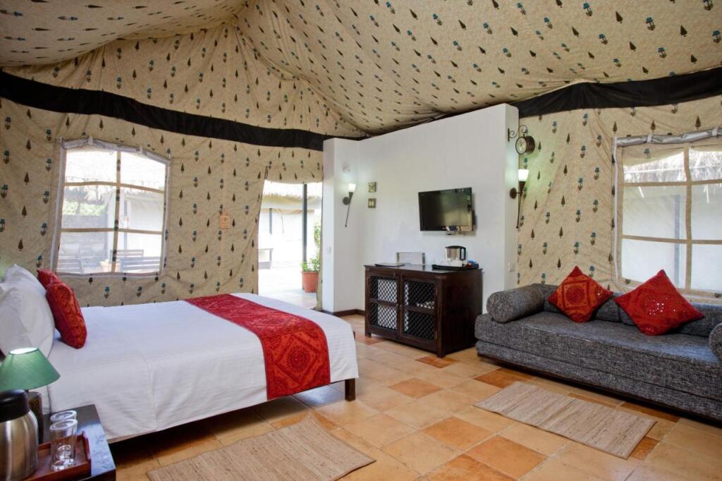 Мумбаи: Club Mahindra Sasan Gir