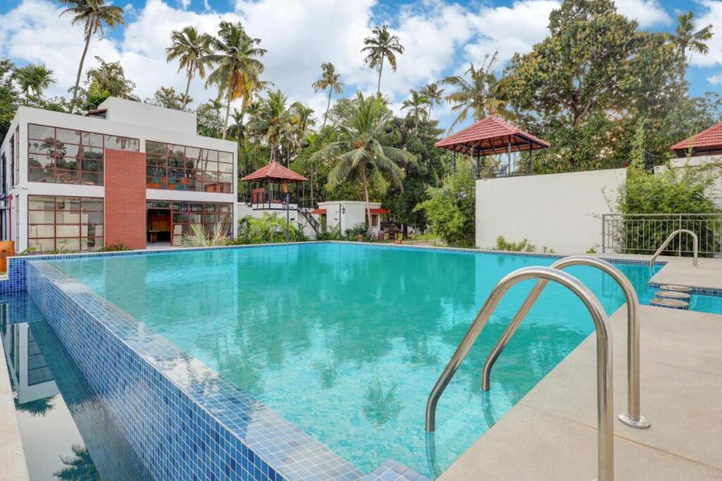 Мумбаи: Club Mahindra Arookutty, Alleppey