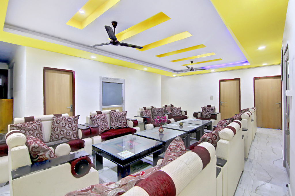 Прем-Нагар: OYO Home 78802 Balaji Bhawan Jhajra