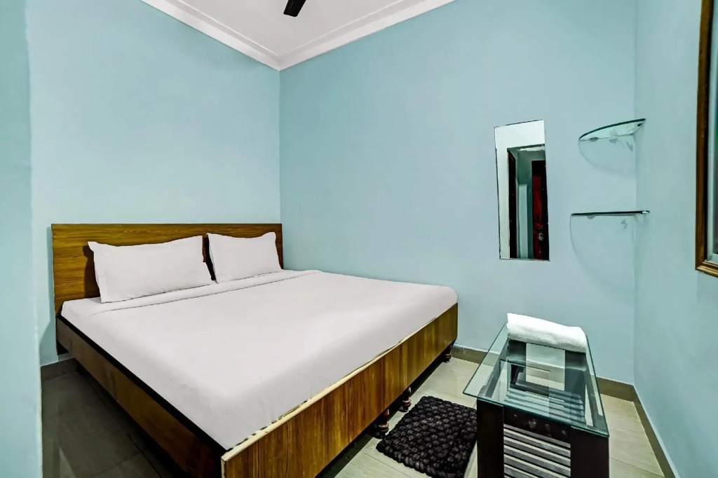Райпур: SPOT ON 83320 Hotel Convivial Stay
