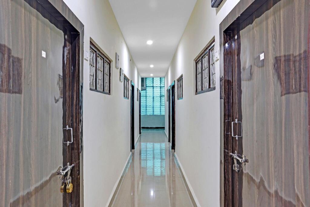SPOT ON 84765 Poornima Inn — фото 4