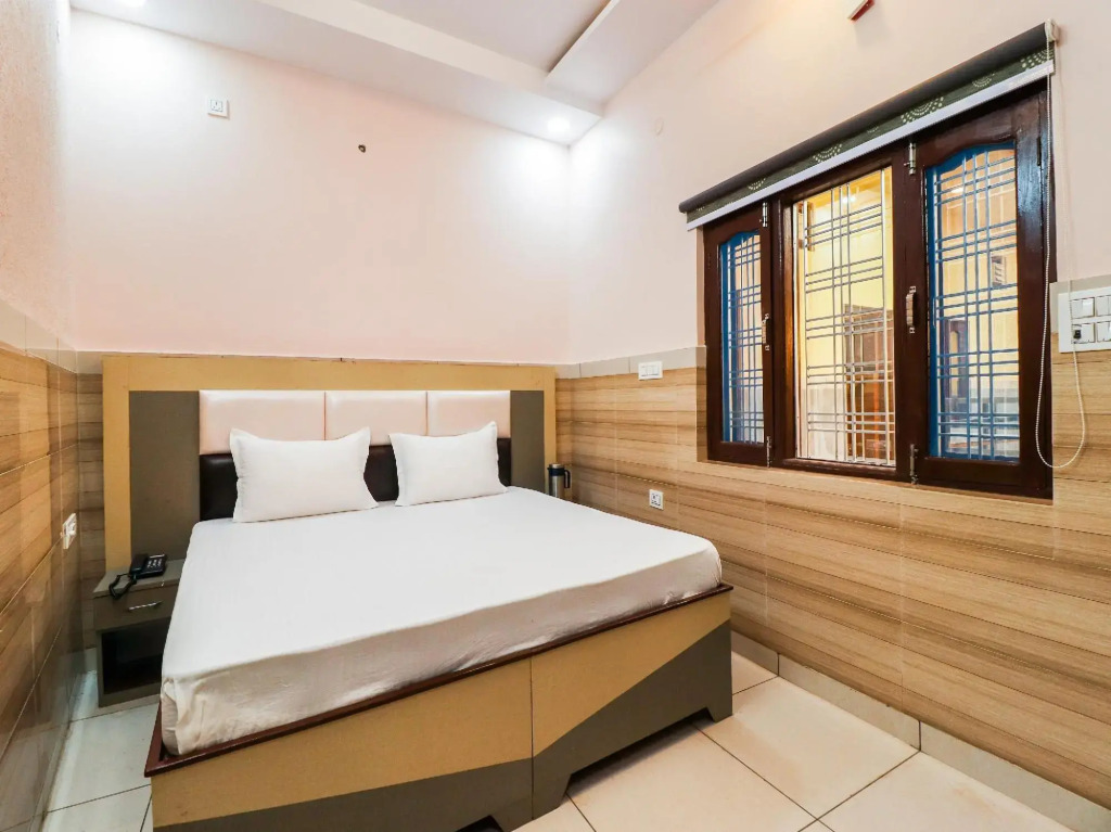 Прем-Нагар: SPOT ON 85285 Shikhar Hotel
